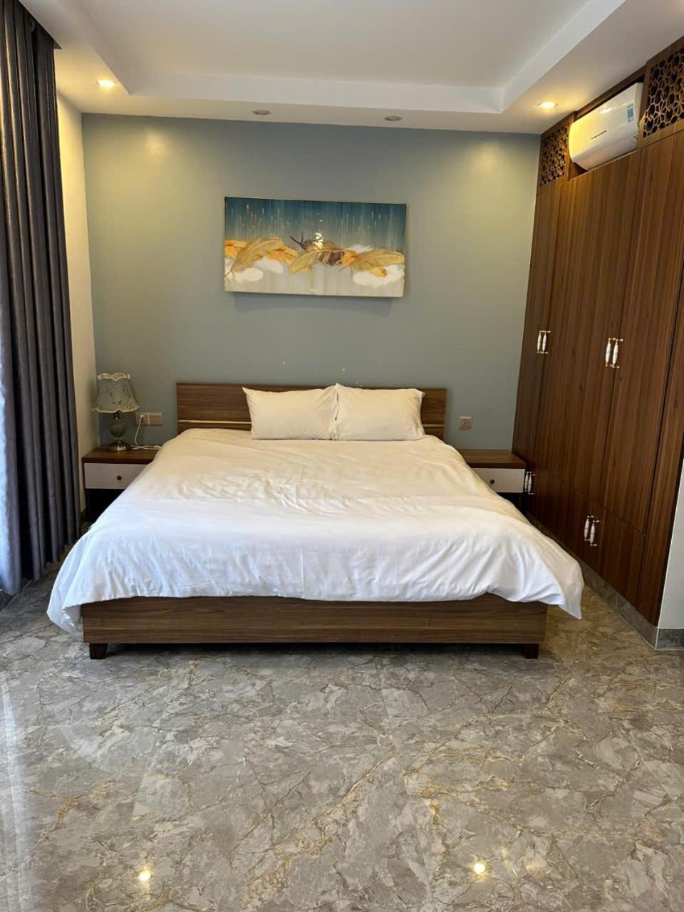Royal Hotel & Apartment Da Nang Exteriör bild
